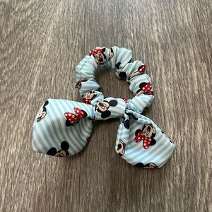 Stoney Clover Lane dynamic duo scrunchie